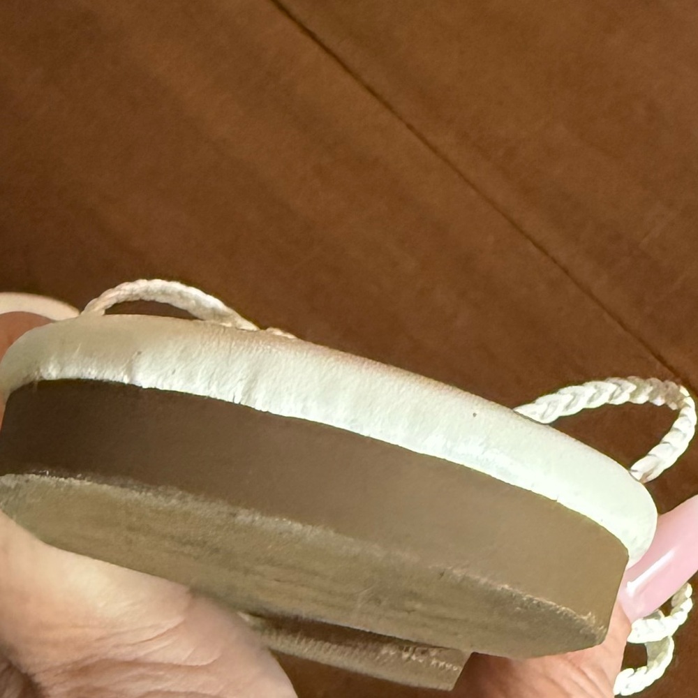 EUC Talbots Women's White Braided Sandals SZ 9 - Picture 13 of 15